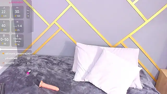 Alaia Colins online show from March 22, 2025, 10:06 am