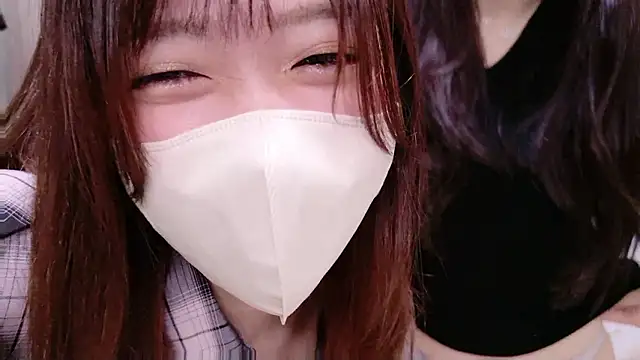 NA-KAREN-V8 online show from November 9, 2025, 5:44 am