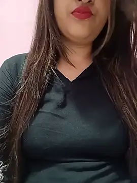 Snapshot of Simran-001 chatting on July 5, 2026, 12:23 pm Simran-001 online show from July 5, 2026, 12:23 pm