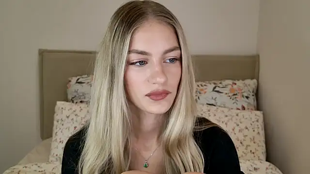 GabriellaOlsen online show from September 24, 2025, 10:44 am