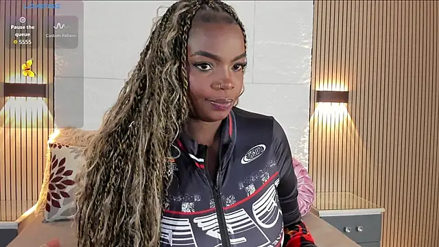 NatyParker online show from July 14, 2026, 1:39 pm