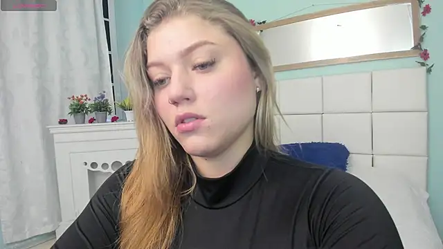 alaia greyy online show from March 14, 2025, 1:35 pm