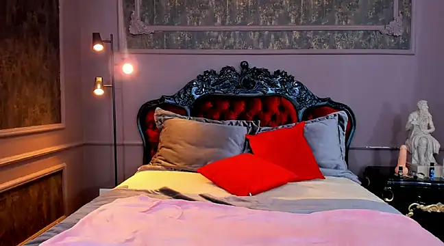 LittleCuties online show from March 6, 2025, 2:19 am