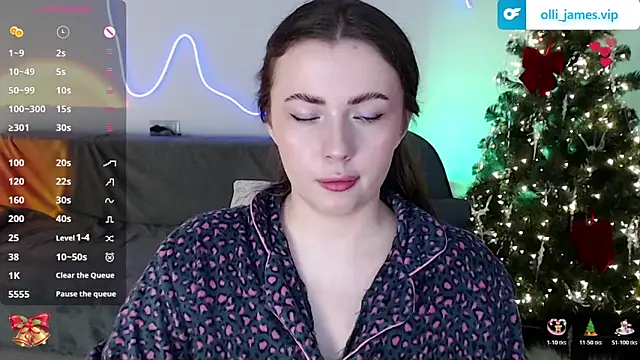 Snapshot of Ollie_James chatting on December 4, 2025, 2:38 pm Ollie James online show from December 4, 2025, 2:38 pm