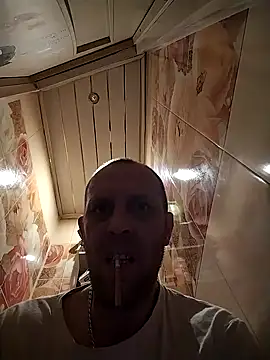 MaxDevilWhite online show from September 11, 2025, 9:31 am