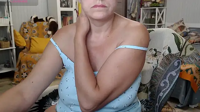 Snapshot of Soffya_Soy chatting on July 25, 2026, 7:53 pm Soffya Soy online show from July 25, 2026, 7:53 pm