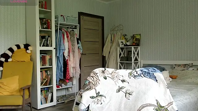 Snapshot of Soffya_Soy chatting on June 14, 2026, 6:58 am Soffya Soy online show from June 14, 2026, 6:58 am
