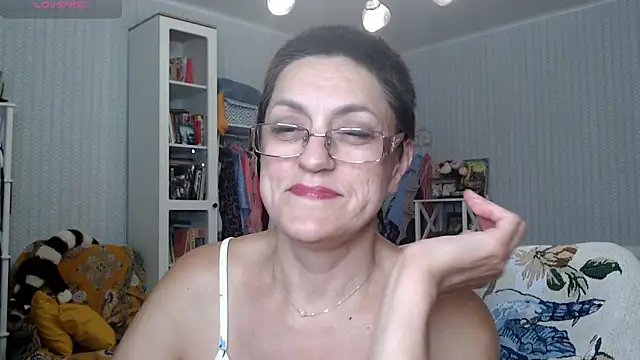 Snapshot of Soffya_Soy chatting on July 13, 2026, 6:29 pm Soffya Soy online show from July 13, 2026, 6:29 pm