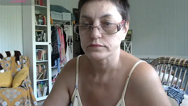 Snapshot of Soffya_Soy chatting on July 15, 2026, 4:08 am Soffya Soy online show from July 15, 2026, 4:08 am