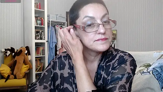 Snapshot of Soffya_Soy chatting on June 17, 2026, 9:14 pm Soffya Soy online show from June 17, 2026, 9:14 pm