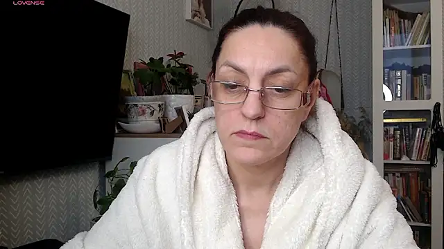 Soffya Soy online show from March 14, 2026, 3:45 am