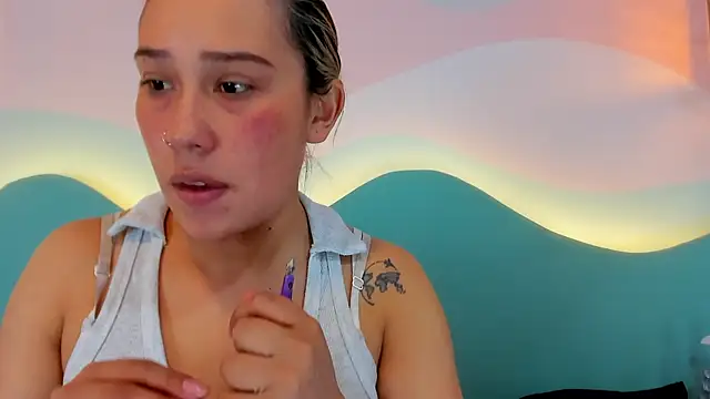 Lannajansen online show from December 22, 2025, 3:34 pm