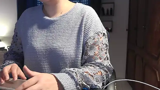 bunnyfox420 online show from March 4, 2026, 5:10 pm