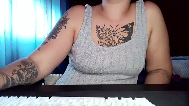 Snapshot of bunnyfox420 chatting on September 27, 2025, 2:12 pm bunnyfox420 online show from September 27, 2025, 2:12 pm