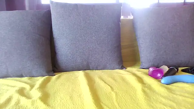 Snapshot of bunnyfox420 chatting on September 22, 2025, 12:44 pm bunnyfox420 online show from September 22, 2025, 12:44 pm