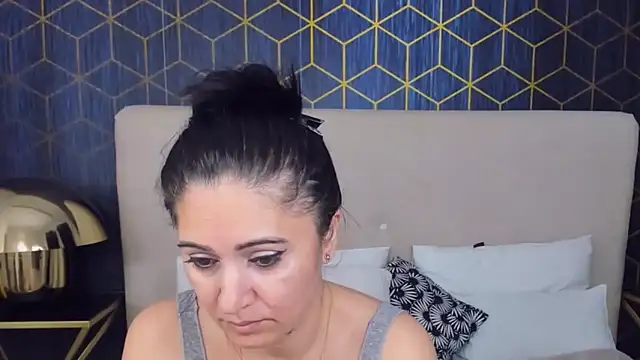 ValeryBlakes online show from December 19, 2025, 8:00 pm