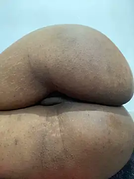 Charlotte bronxxx online show from February 14, 2025, 3:05 pm