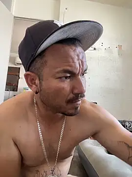 paullliliu online show from July 1, 2026, 7:03 pm