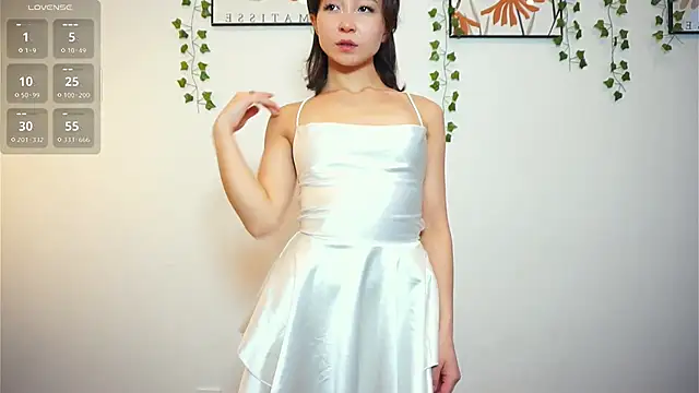 VeronaCritchlow online show from September 29, 2025, 7:26 am