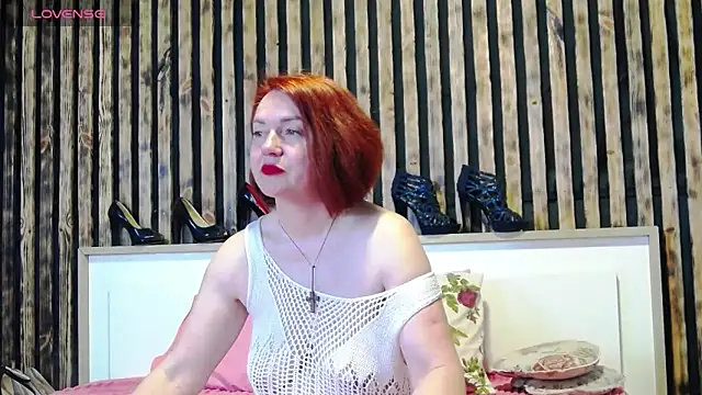 Snapshot of Alis_Lovi chatting on May 5, 2026, 9:29 pm Alis Lovi online show from May 5, 2026, 9:29 pm