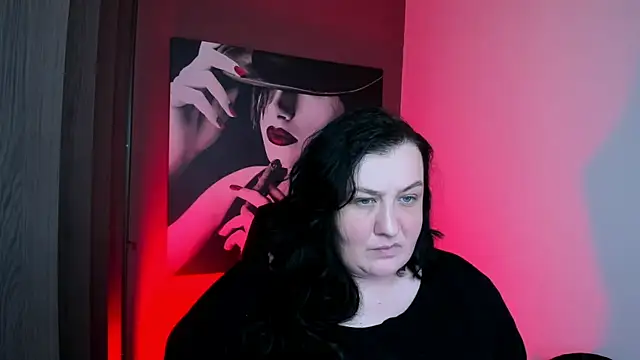 QueenOfHaze online show from July 18, 2026, 8:06 pm