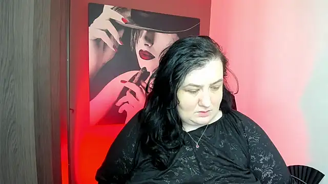 QueenOfHaze online show from July 22, 2026, 11:01 am