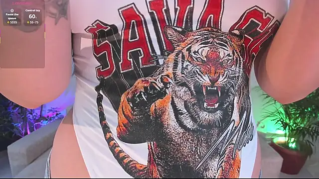 Hannah Jonhson online show from October 19, 2025, 1:52 am