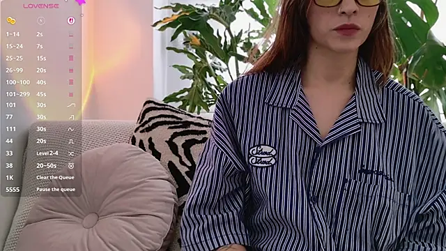 GerberaBlooms77 online show from March 24, 2026, 9:48 pm