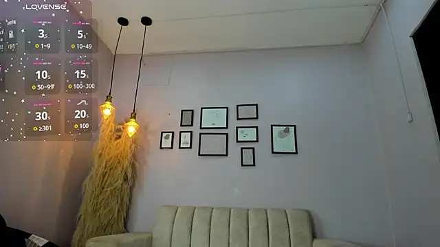 alana rossetti online show from October 8, 2025, 12:17 pm