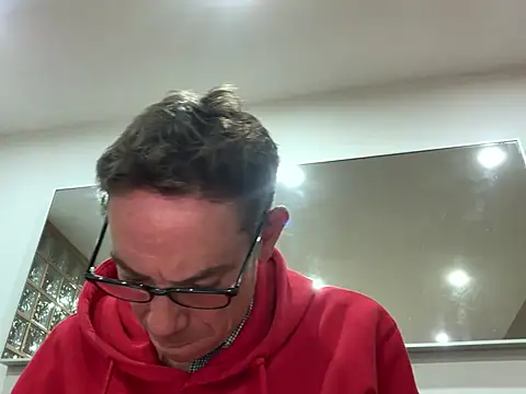 Kenhornu online show from March 26, 2026, 2:54 am