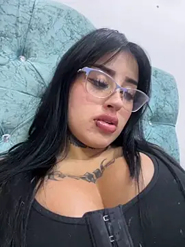 Snapshot of Girl_milk7 chatting on September 9, 2025, 6:01 am Girl milk7 online show from September 9, 2025, 6:01 am