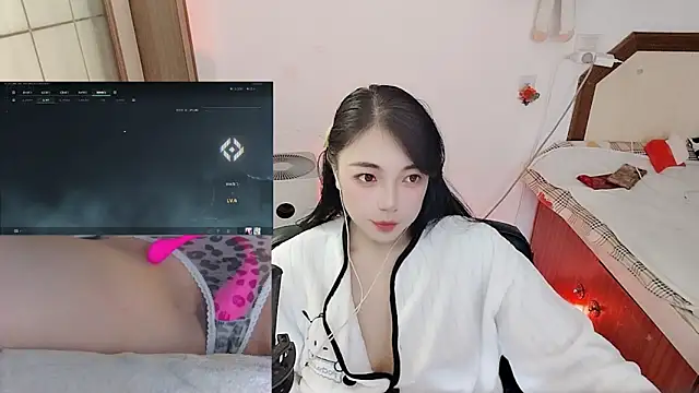 Snapshot of Song_99 chatting on February 23, 2026, 12:39 pm Song 99 online show from February 23, 2026, 12:39 pm