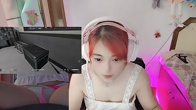 Snapshot of Song_99 chatting on August 3, 2026, 6:21 am Song 99 online show from August 3, 2026, 6:21 am