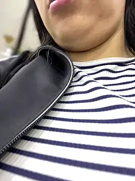 Im-Allysoon online show from January 30, 2025, 8:31 pm