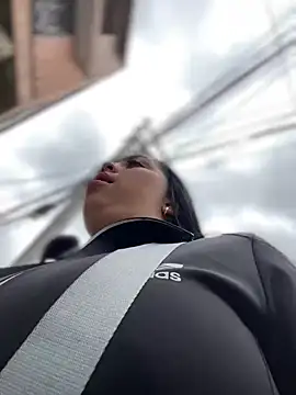 Im-Allysoon online show from February 11, 2025, 6:11 pm