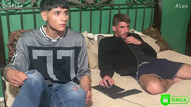 Snapshot of badrolemodelx chatting on March 12, 2026, 9:57 am badrolemodelx online show from March 12, 2026, 9:57 am