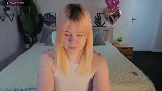 Amy Kimberlly online show from March 6, 2026, 12:38 am