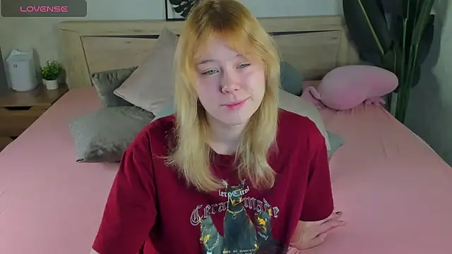 Amy Kimberlly online show from September 14, 2025, 12:00 am