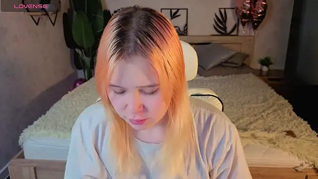 Amy Kimberlly online show from March 8, 2026, 12:38 am