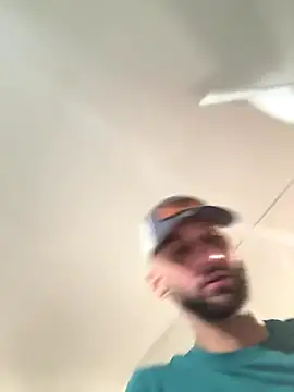 sexyhotstud12 online show from December 20, 2025, 4:32 pm