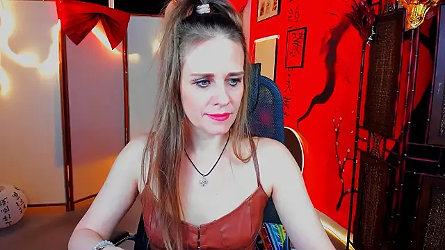 EmiliaBedy online show from February 4, 2026, 9:15 am