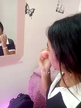 Snapshot of Jenner_Macpherson chatting on February 13, 2025, 12:54 pm Jenner Macpherson online show from February 13, 2025, 12:54 pm