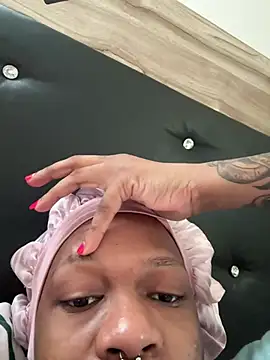 Boneca25 online show from July 1, 2026, 9:09 am