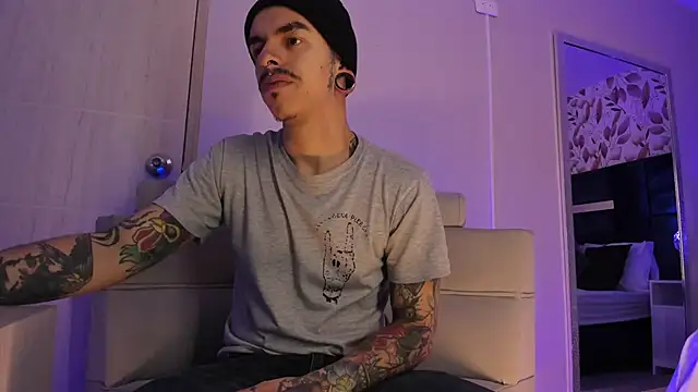 Snapshot of kaletattoo chatting on February 7, 2026, 11:29 am kaletattoo online show from February 7, 2026, 11:29 am