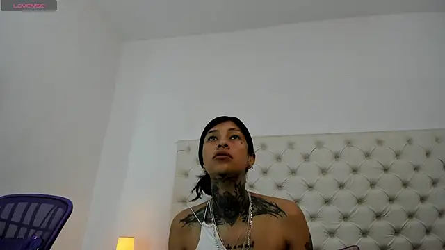 esmeralda06 online show from July 22, 2026, 2:30 pm