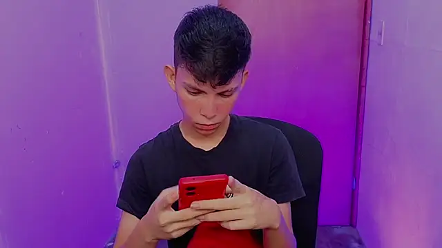 Alexxx lov online show from February 25, 2026, 12:27 pm