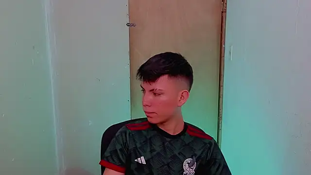 Alexxx lov online show from February 13, 2026, 12:27 pm