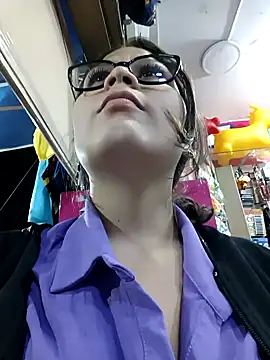 Vale Saenzz online show from March 9, 2025, 12:31 am