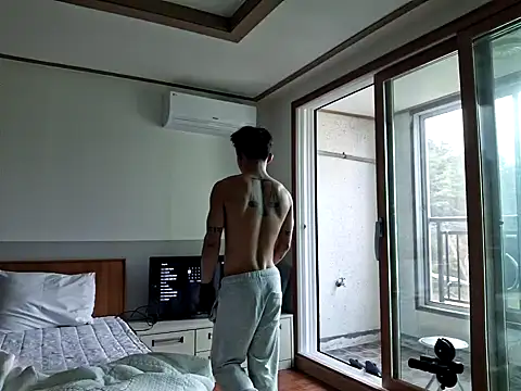 Doh728 online show from March 7, 2025, 11:49 pm