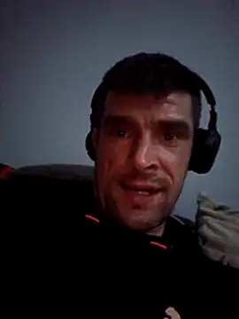 Schkodnik online show from April 1, 2026, 1:08 am